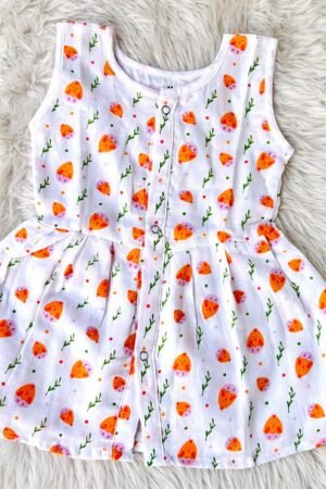 Chick print muslin frock ( 3 to 6  months )